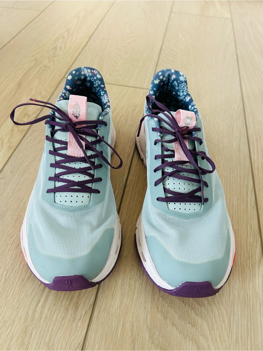 FP Movement x On Cloudnova Form 2 Sneakers - Picture 3 of 7